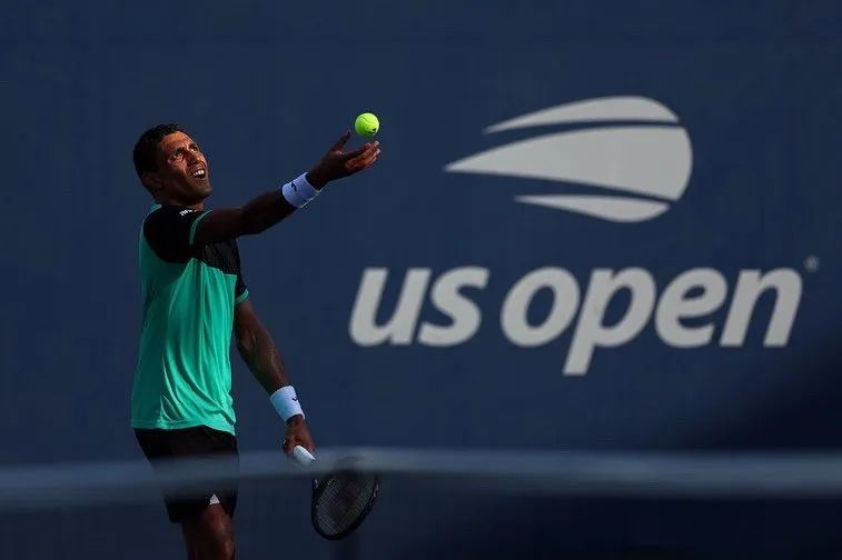 Cearense Thiago Monteiro perde para russo e é eliminado do US Open