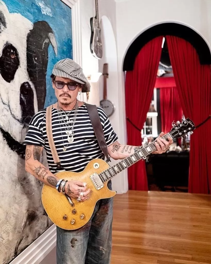 Saiba como não cair no 'golpe do Johnny Depp'; aposentada brasileira perdeu R$ 208 mil