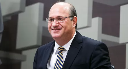 BID elege economista brasileiro Ilan Goldfajn para presidência da instituição