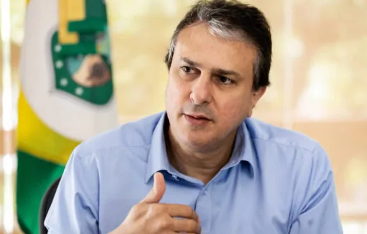 Polícia Federal investiga se Camilo Santana foi espionado ilegalmente por drones da Abin
