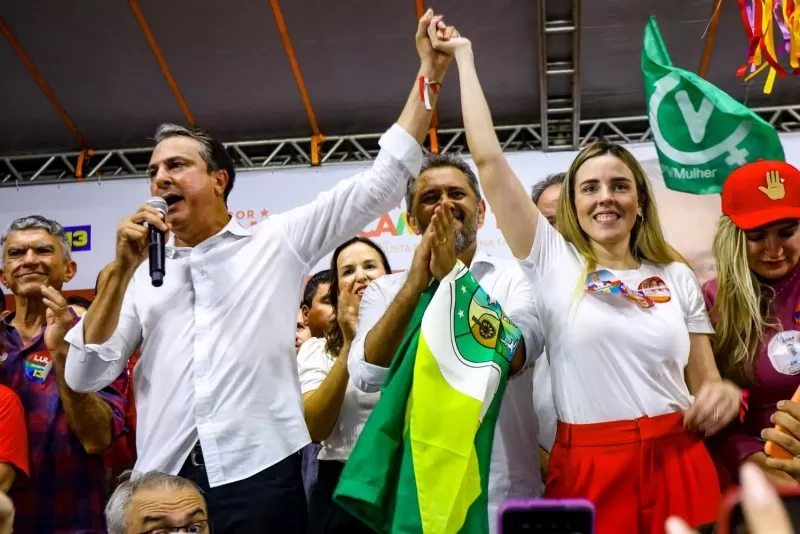Elmano, Jade, Camilo e parlamentares eleitos são diplomados no TRE-CE