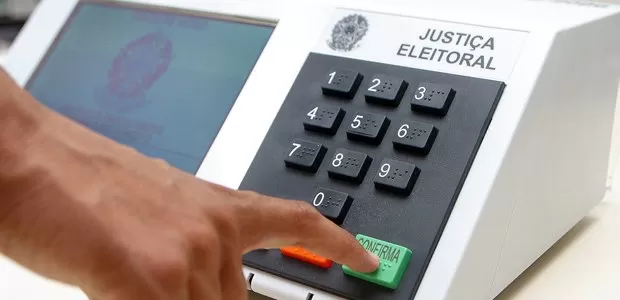 Pré-candidatos nas eleições de 2024 não poderão apresentar programas de rádio e TV a partir deste domingo (30)
