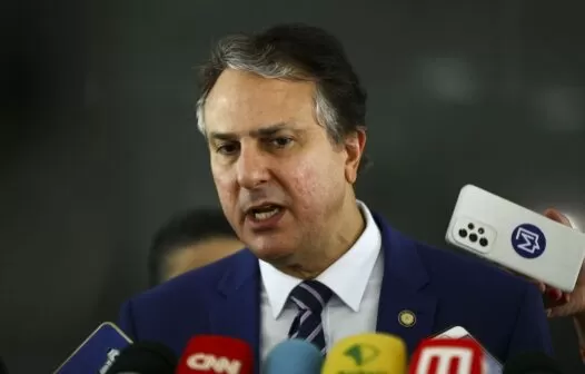 Bolsas da Capes e do CNPq devem ter reajuste ainda em janeiro, afirma Camilo Santana