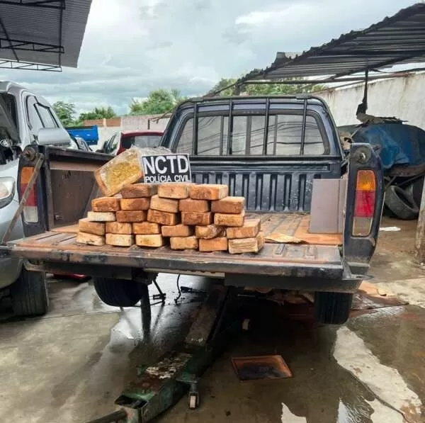 Homem é preso com 27 kg de crack escondidos em tanque de combustível