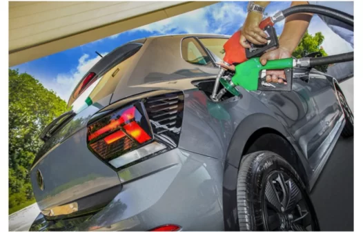 Preço da gasolina volta a aumentar no Ceará, indica ANP