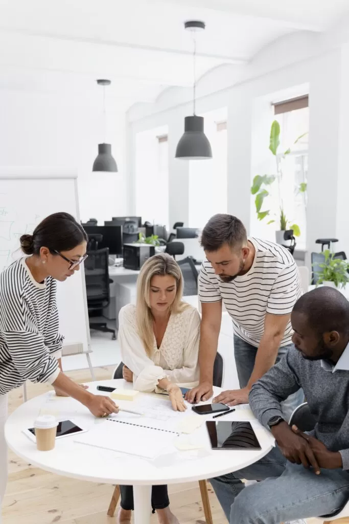 Presencial ou home office? Os impactos nas agências e nas pessoas