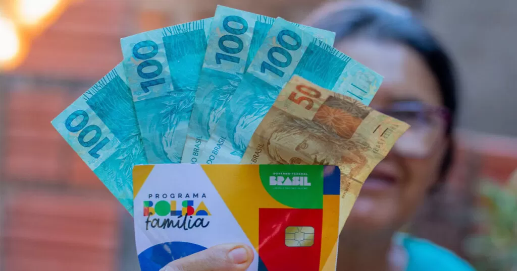 Bolsa Família: Senado analisa exclusão do BPC do cálculo de renda