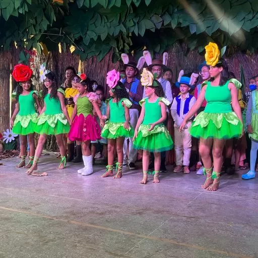 Teatro Celina Queiroz recebe espetáculo Um perfume solto no ar nesta quinta-feira (15)