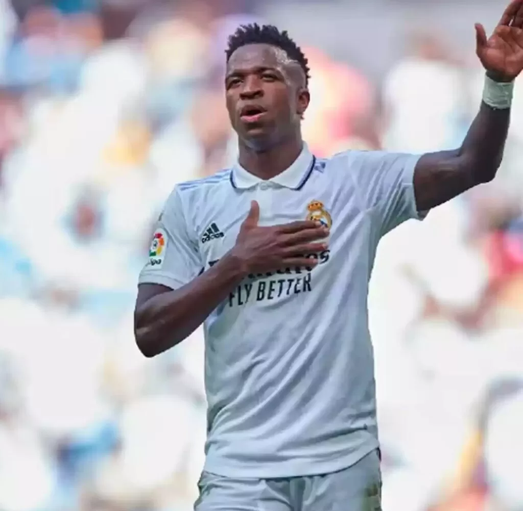 Vini Jr é eleito melhor jogador do Real Madrid na temporada