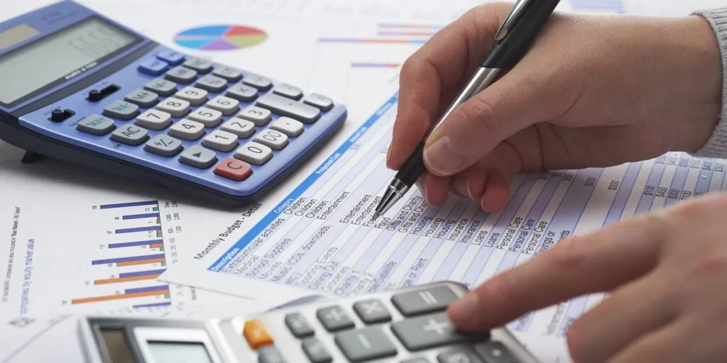 Brasileiros com dívidas no Serasa ganham benefício do governo; saiba como se cadastrar