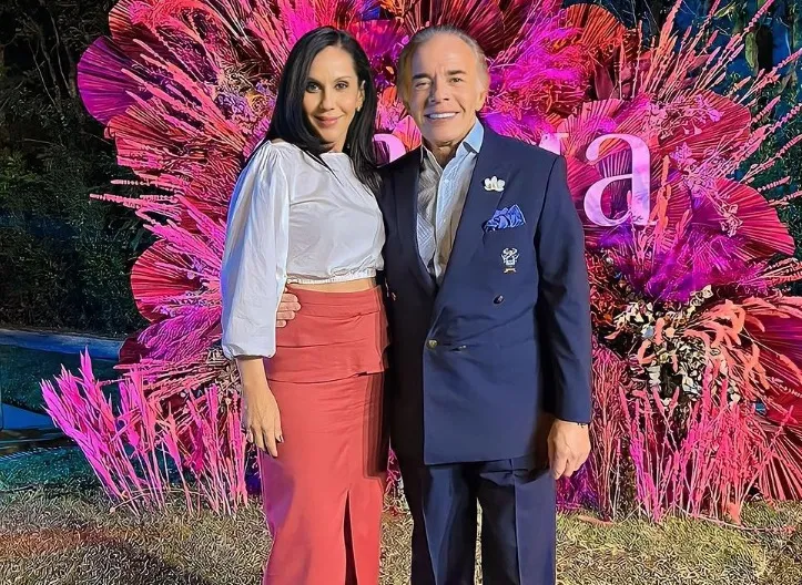 Chiquinho Scarpa é chamado de gay, e namorada reage