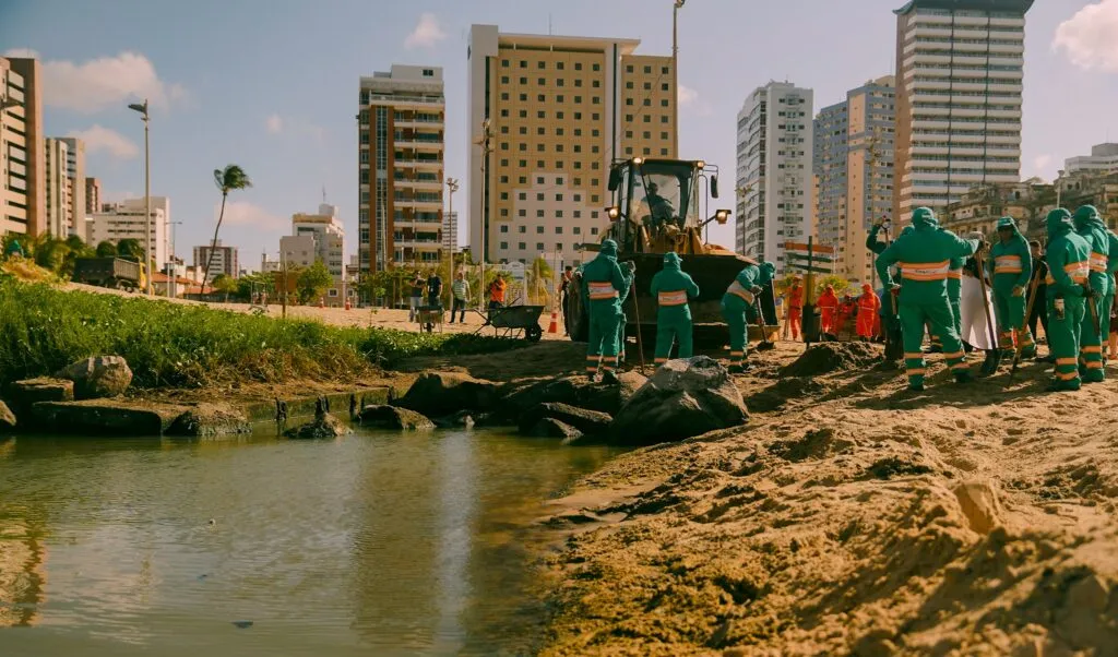 Agefis inicia fiscalização de imóveis com ligações irregulares de água e esgoto