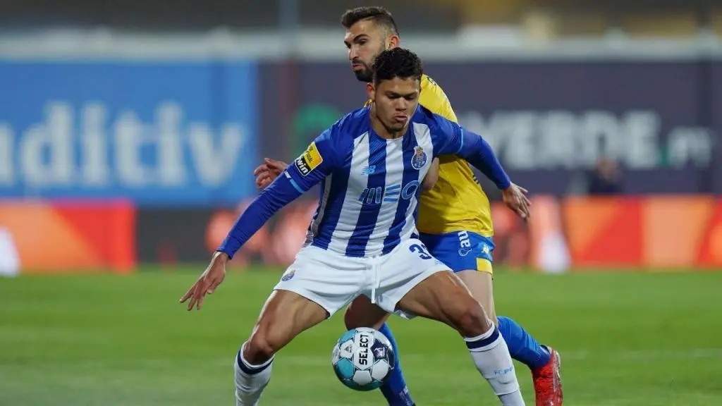 Jogos do dia de hoje, sexta-feira (03/11): saiba onde assistir ao vivo