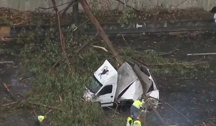 Sobe para sete número de mortos após temporal em São Paulo