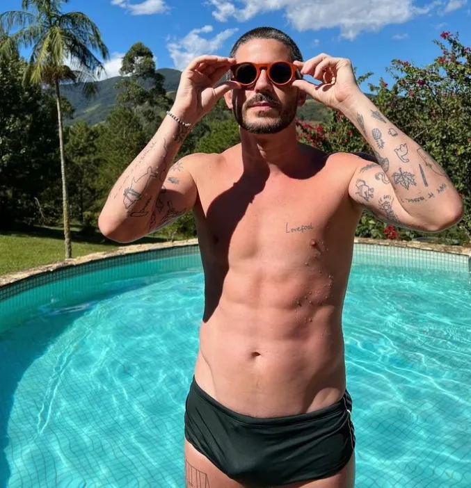 Ator Pedro Neschling quebra o silêncio sobre sua surdez
