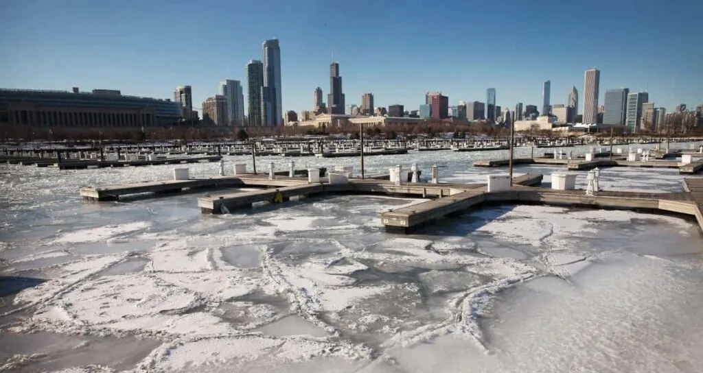 Frio em Chicago: entenda as causas do clima gelado