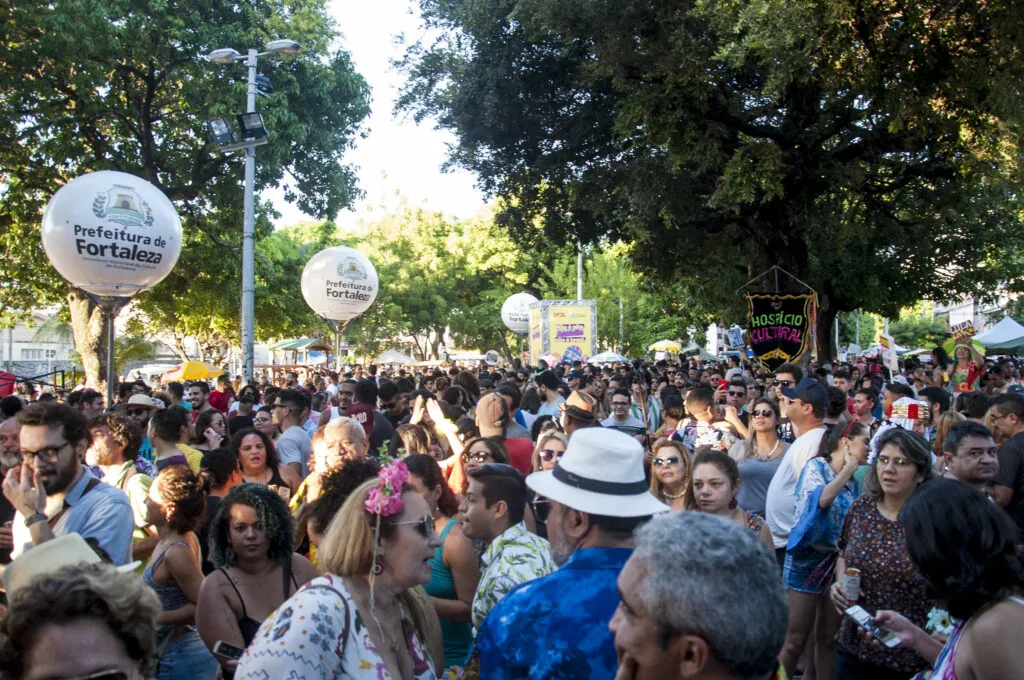 Prefeitura de Fortaleza lança campanha de combate ao assédio no Pré-Carnaval