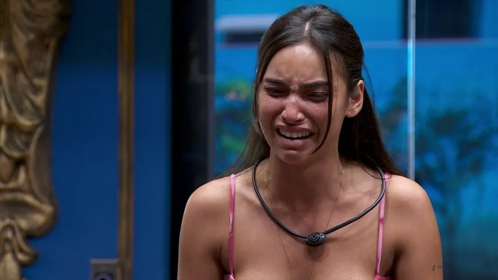 Ex-BBB Vanessa Lopes revela quadro psicótico agudo e afastamento das redes sociais
