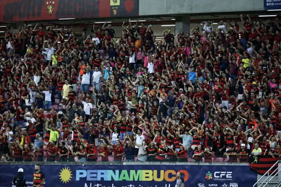 Presidente do STJD determina que Sport vai jogar de portões fechados e sem torcida visitante