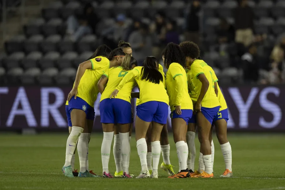Brasil enfrenta o México nas semifinais da Copa Ouro