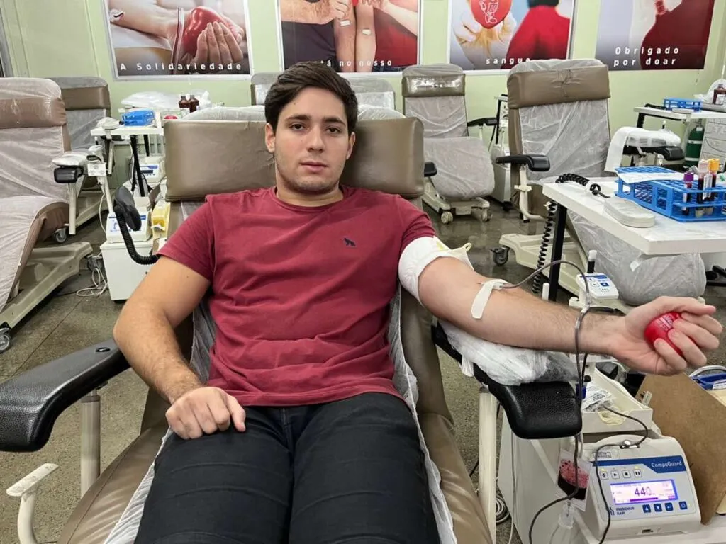 Hemoce tem horário especial no feriado para captar doadores de sangue