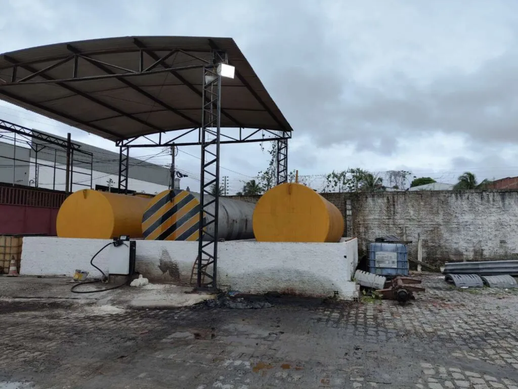 Polícia recupera carga de combustível de R$ 132 mil furtada em Fortaleza