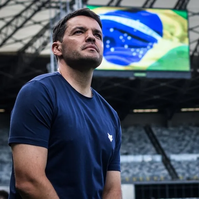 Após vice do Campeonato Mineiro, Cruzeiro anuncia saída do técnico Nicolás Larcamón
