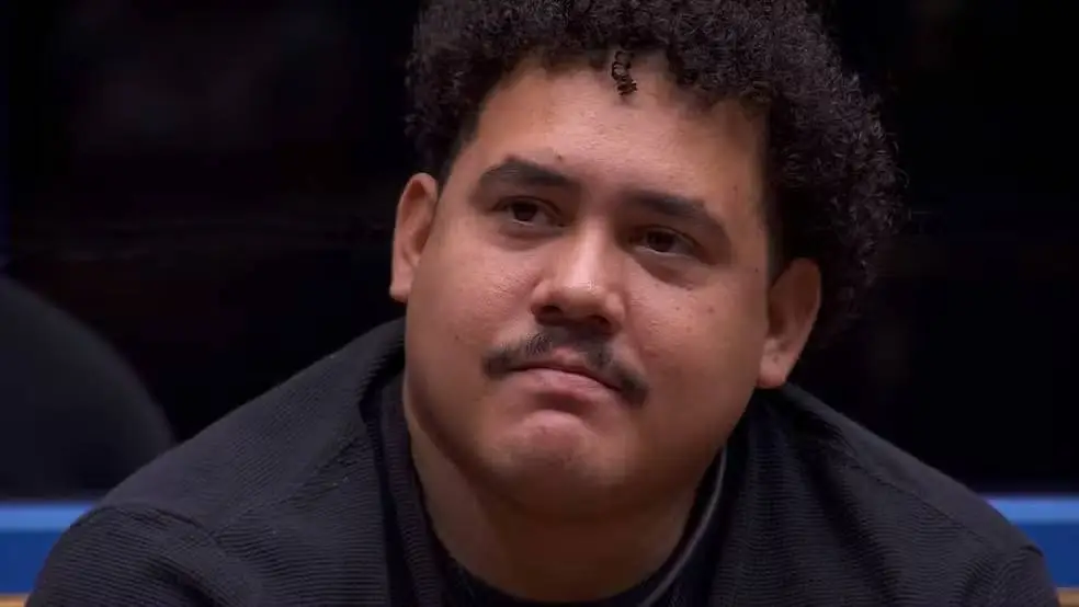 Ex-BBB Lucas Buda entra na Justiça para tentar acordo com ex-esposa