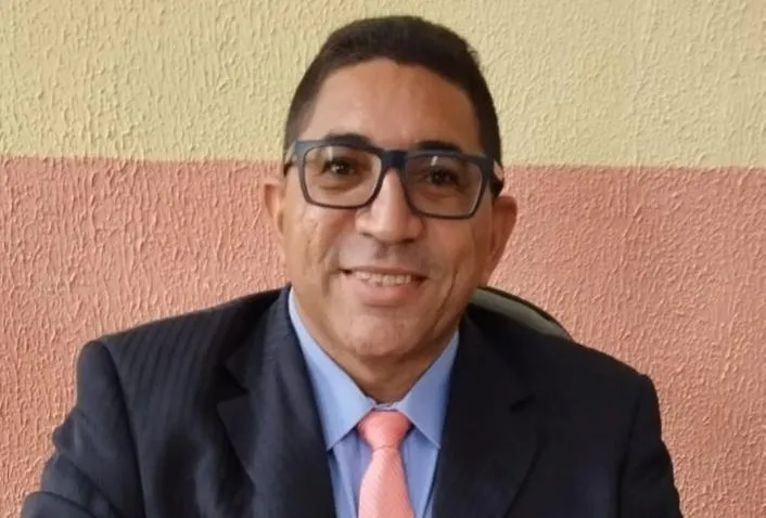 Vereador morto com fuzil no Ceará foi expulso da PM e tem passagens por extorsão