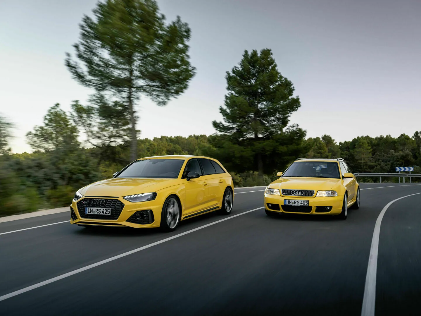 RS 4 Avant edition 25 years