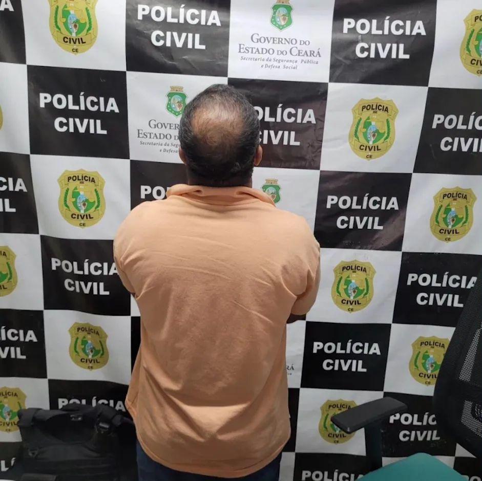 Mecânico é preso em oficina com celulares roubados e munições de uso restrito