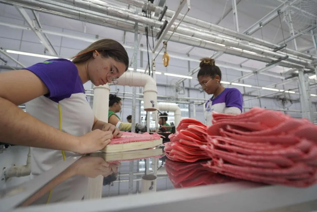 80% dos jovens no Ceará que não estudam nem trabalham desistiram de buscar emprego