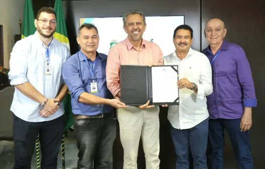 Governo do Ceará isenta 139 mil agricultores familiares de pagamento por sementes da safra 2023/2024