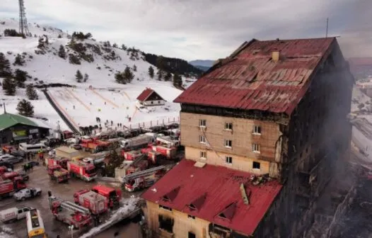 Incêndio em hotel na Turquia deixa ao menos 66 mortos e 51 feridos
