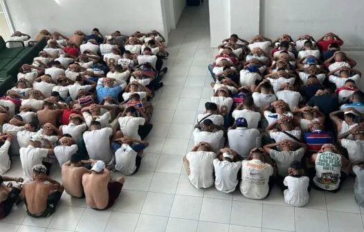 82 torcedores presos em Fortaleza por briga na rua têm prisão em flagrante convertida em preventiva