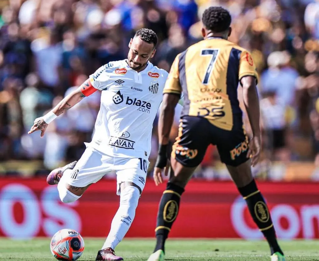 No segundo jogo com Neymar, craque não marca gol, e Santos volta a empatar