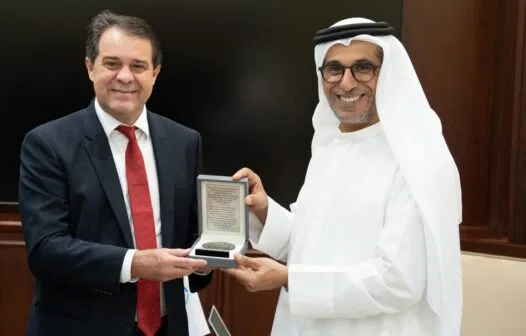 Evandro Leitão se torna o primeiro prefeito de Fortaleza a negociar investimentos com o Fundo de Abu Dhabi