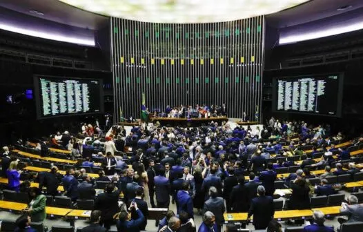 Disputa por comissões na Câmara tem MDB no Orçamento e Eduardo Bolsonaro no alvo do PT