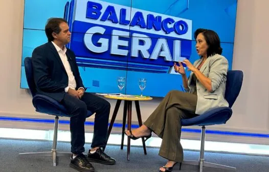Evandro Leitão diz que em um mês 100% dos medicamentos vão estar nos postos de Fortaleza