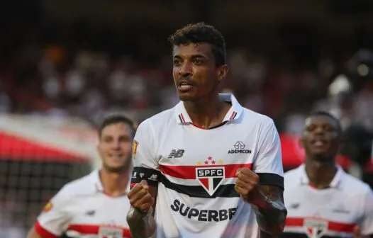 Luiz Gustavo, do São Paulo, é hospitalizado com tromboembolismo pulmonar