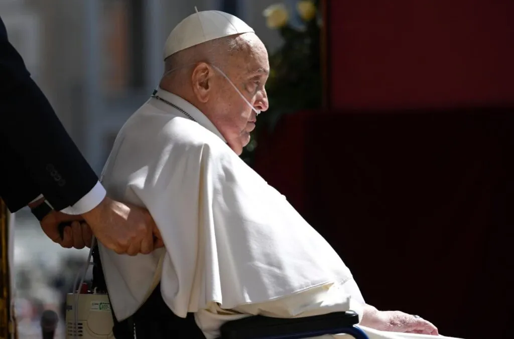 Vaticano relata as últimas horas do Papa Francisco e afirma que ele não sofreu