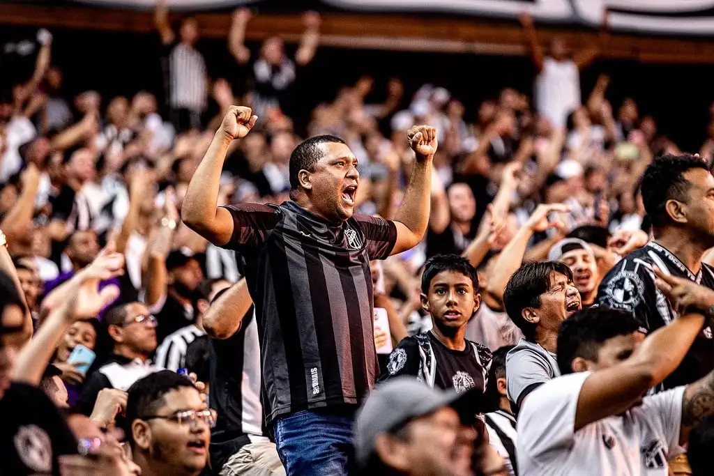 Ceará x São Paulo: onde assistir ao vivo hoje (26/04)