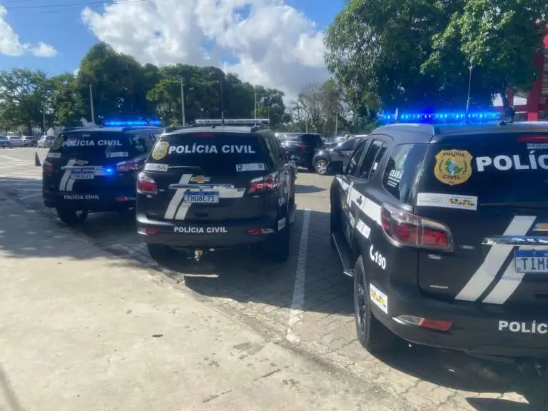 14 pessoas são presas e R$ 5 milhões são bloqueados em operação da polícia contra lavagem de dinheiro em Fortaleza