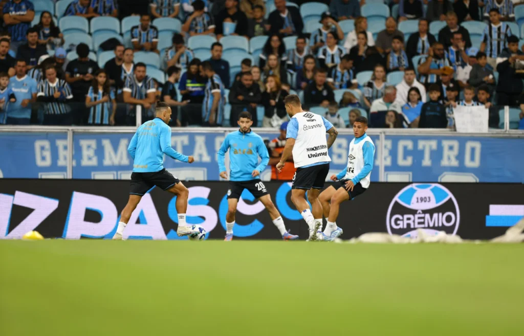 Qual canal vai passar o jogo do Grêmio hoje (24/04)? Partida é pela Sul-Americana 2025
