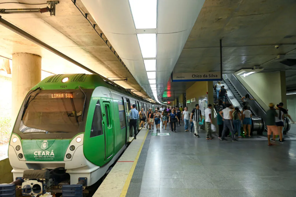 Metrô e VLTs terão operação especial durante o feriadão de 17 a 21 de abril