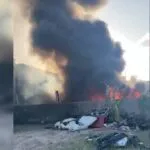 Bombeiros são acionados após menino de 7 anos incendiar lixão com isqueiro