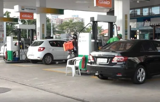 Preço da gasolina cai R$ 0,06 em Fortaleza; cidade é a quarta capital com o combustível mais barato