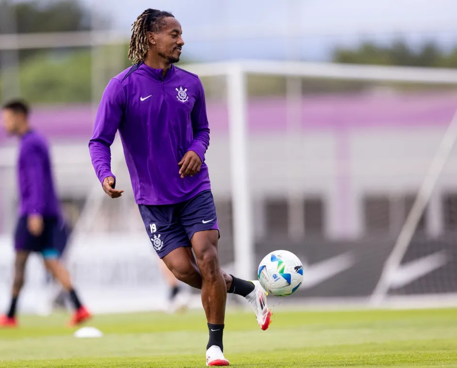 André Carrillo confia na recuperação do Corinthians em jogo crucial pela Sul-Americana