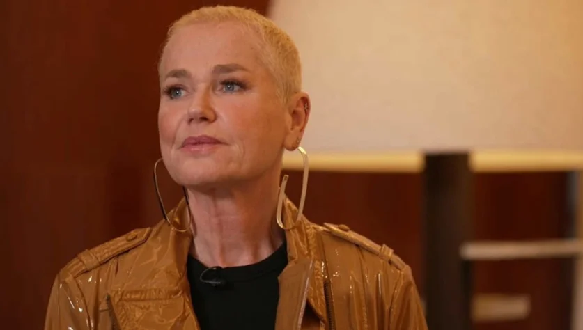 “Domingo Espetacular”: Xuxa fala sobre alopecia em entrevista exclusiva