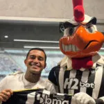 Dudu faz exames e testes físicos no Atlético-MG; janela fechada impede estreia contra Cruzeiro